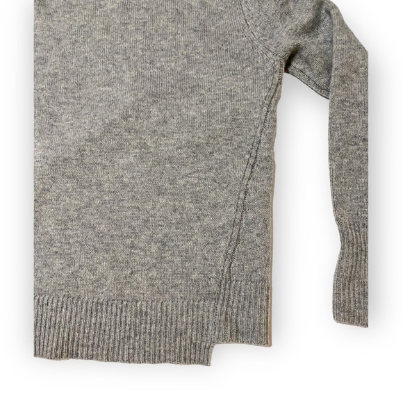 Brochu Walker Layered Wool & Cashmere-Blend Sweater, Gray/white, Size S - Picture 9 of 16
